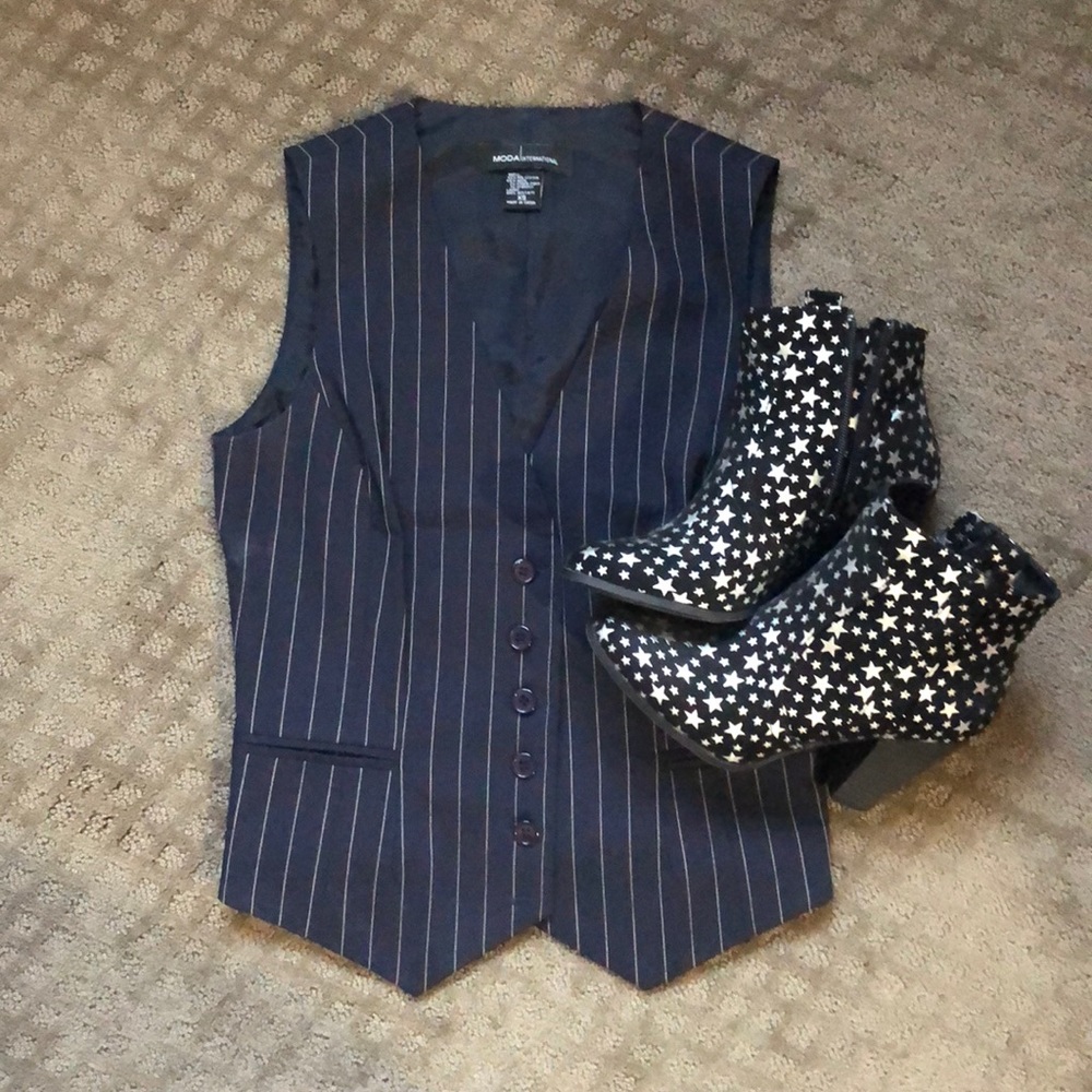 Moda International Vest